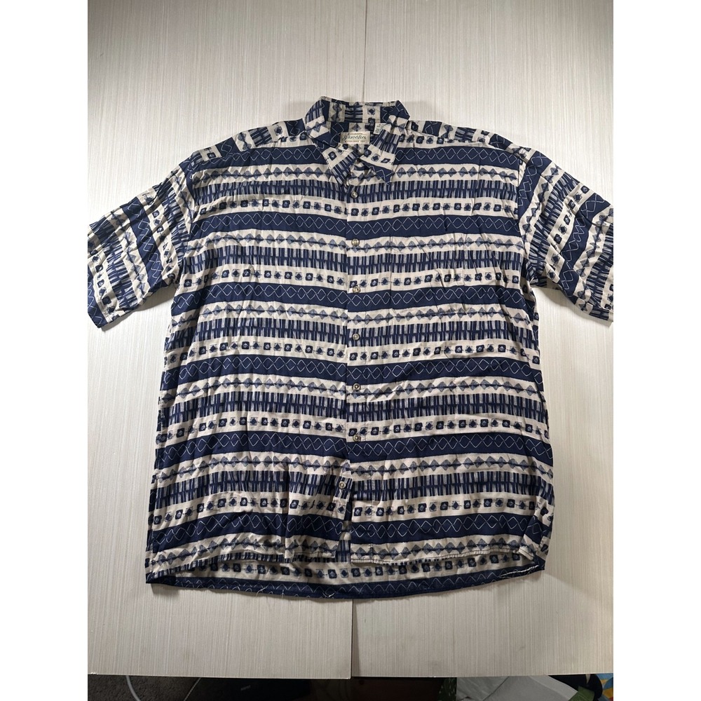 St John's Bay Shirt Mens XL Multicolor Printed 100% Rayon Short Sleeve Button-Up